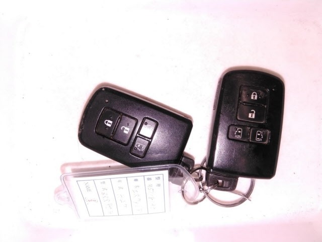 Toyota ESQUIRE 2015 7692729-10