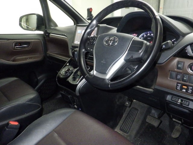 Toyota ESQUIRE 2015 7692729-3