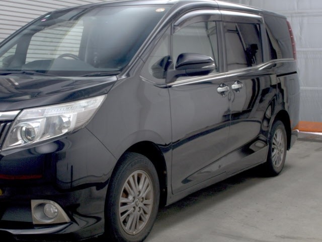 Toyota ESQUIRE 2015 7692729-4