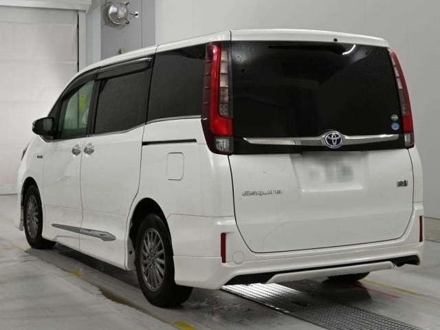 Toyota ESQUIRE 2016 7692741-6