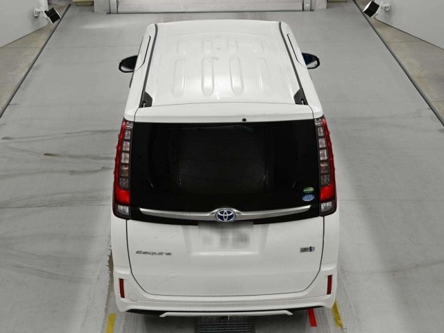 Toyota ESQUIRE 2016 7692741-8