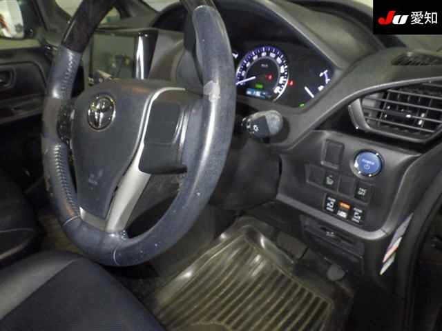 Toyota ESQUIRE 2015 7692742-5