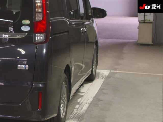 Toyota ESQUIRE 2015 7692742-8