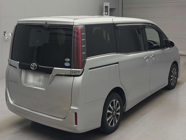 Toyota ESQUIRE 2018 7692751-1
