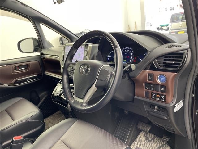 Toyota ESQUIRE 2017 7692862-1
