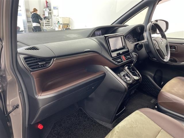 Toyota ESQUIRE 2017 7692863-9