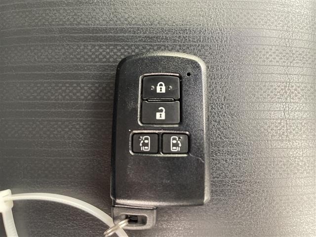 Toyota ESQUIRE 2016 7692866-11