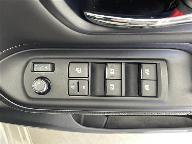 Toyota ESQUIRE 2016 7692866-4