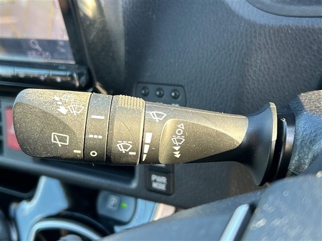 Toyota ESQUIRE 2018 7692879-4