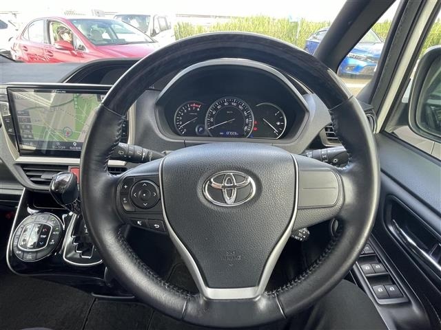 Toyota ESQUIRE 2015 7692880-10