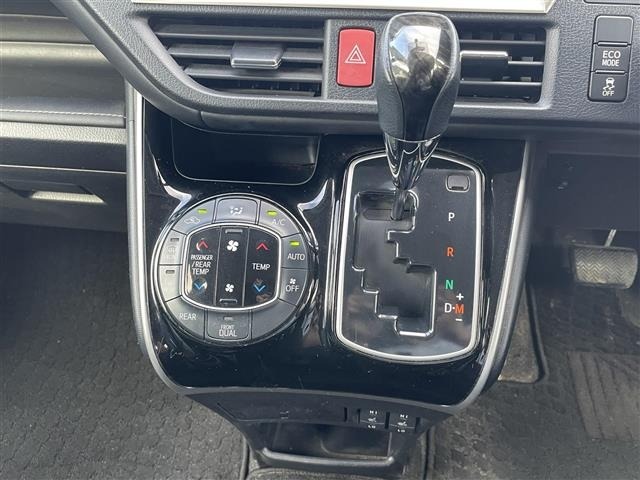 Toyota ESQUIRE 2015 7692880-2