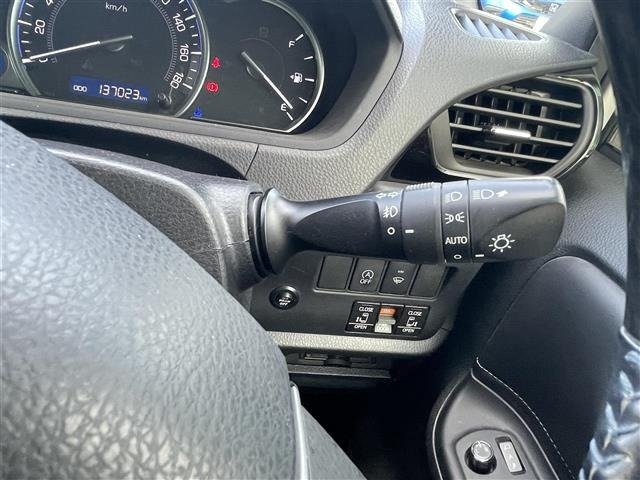 Toyota ESQUIRE 2015 7692880-9