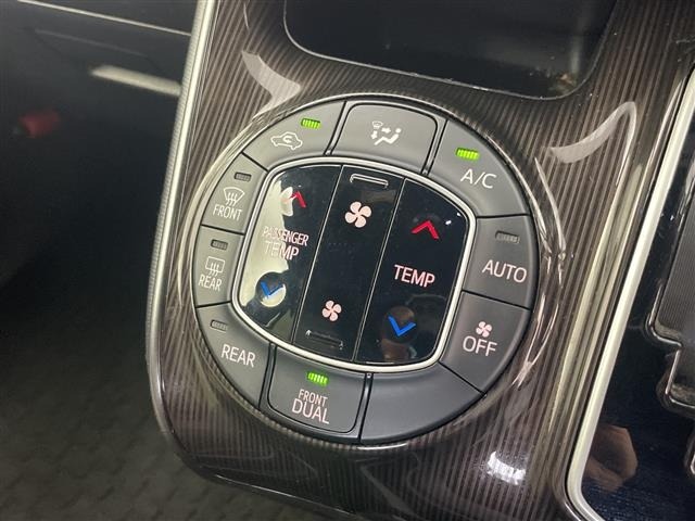 Toyota ESQUIRE 2018 7692883-11