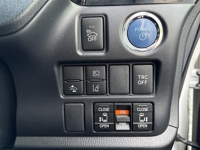 Toyota ESQUIRE 2016 7692884-1