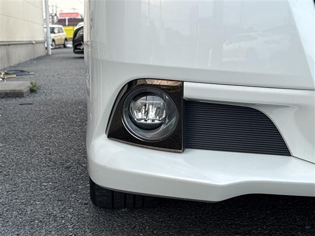 Toyota ESQUIRE 2016 7692884-10