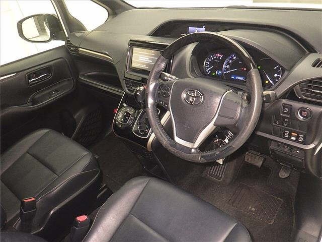 Toyota ESQUIRE 2016 7692895-3