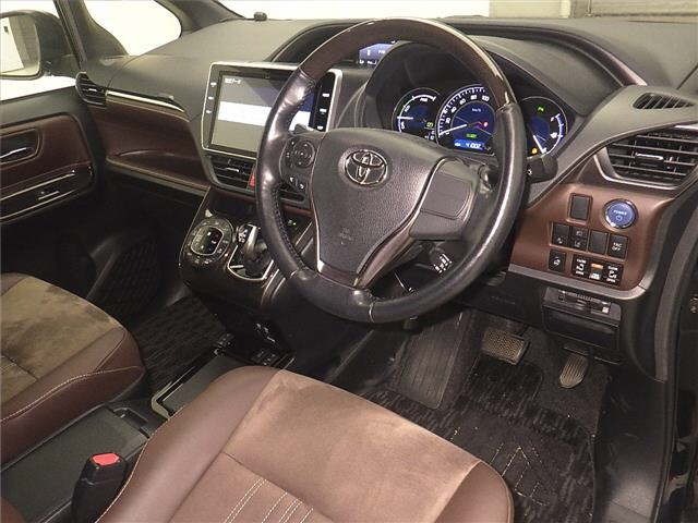 Toyota ESQUIRE 2019 7692898-3