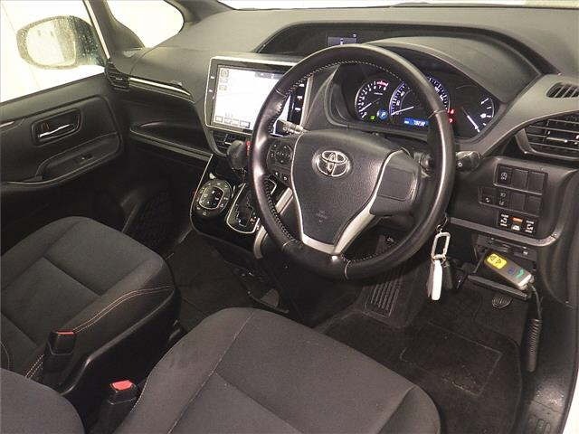 Toyota ESQUIRE 2016 7692899-3