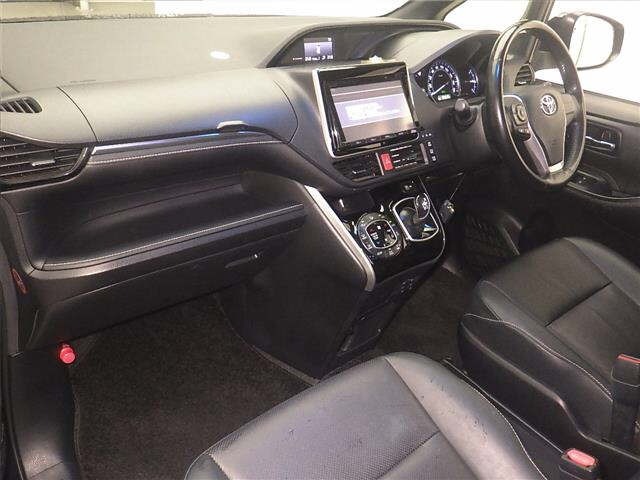 Toyota ESQUIRE 2015 7692901-4