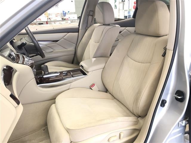 Nissan FUGA 2011 7695531-4