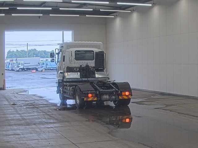 Isuzu GIGA 2017 7692059-1