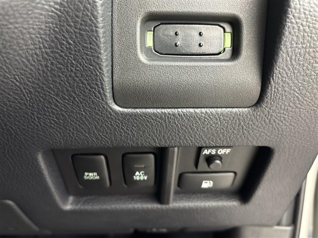 Toyota HARRIER 2012 7695557-5