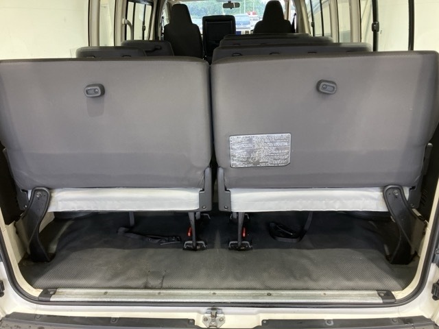 Toyota HIACE COMMUTER 2011 7690317-12