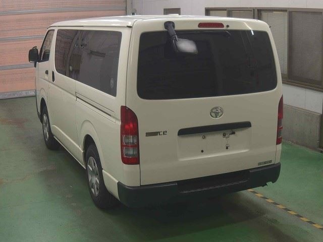 Toyota HIACE VAN 2022 7692738-1