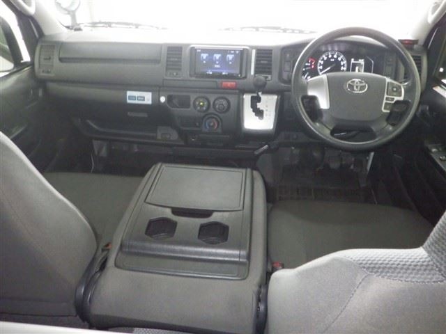 Toyota HIACE VAN 2022 7692738-3