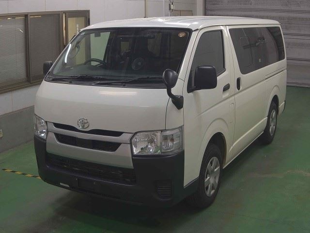 Toyota HIACE VAN 2022 7692738-6