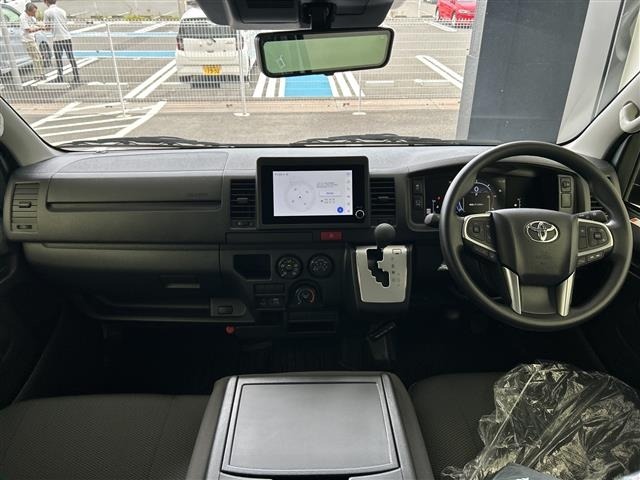 Toyota HIACE VAN 2026 7692872-14