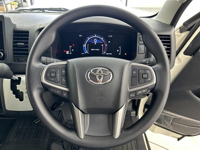 Toyota HIACE VAN 2026 7692872-21