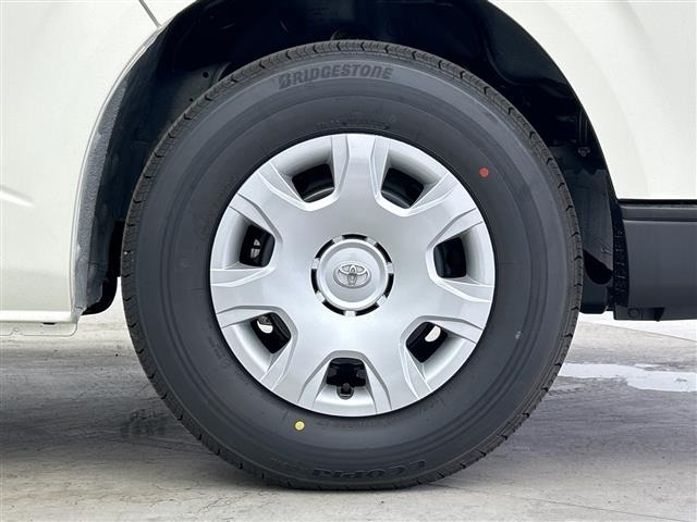 Toyota HIACE VAN 2026 7692872-4