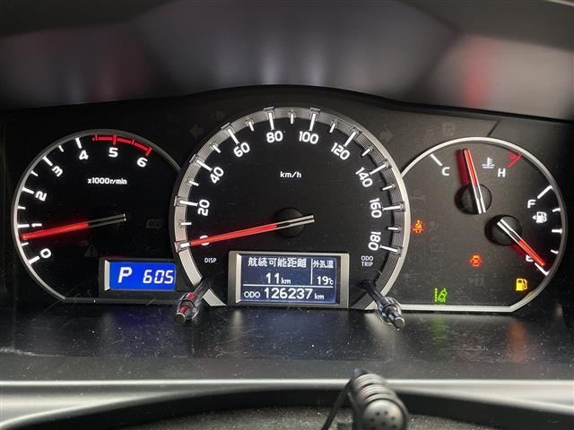 Toyota HIACE VAN 2019 7692873-15