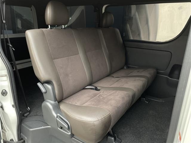 Toyota HIACE VAN 2019 7692873-2