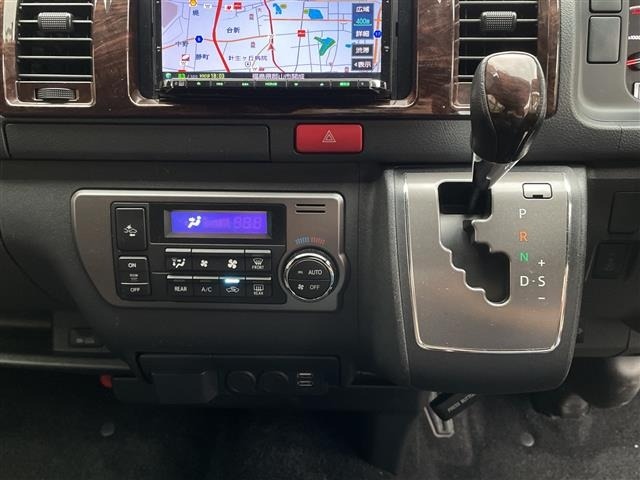 Toyota HIACE VAN 2019 7692873-20