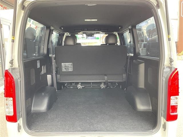Toyota HIACE VAN 2019 7692873-6