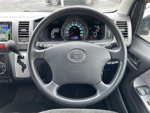 Toyota HIACE VAN 2010 7692878-11
