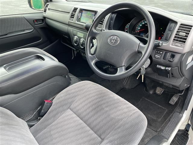 Toyota HIACE VAN 2010 7692878-2