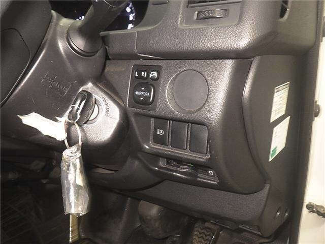 Toyota HIACE VAN 2020 7692968-8