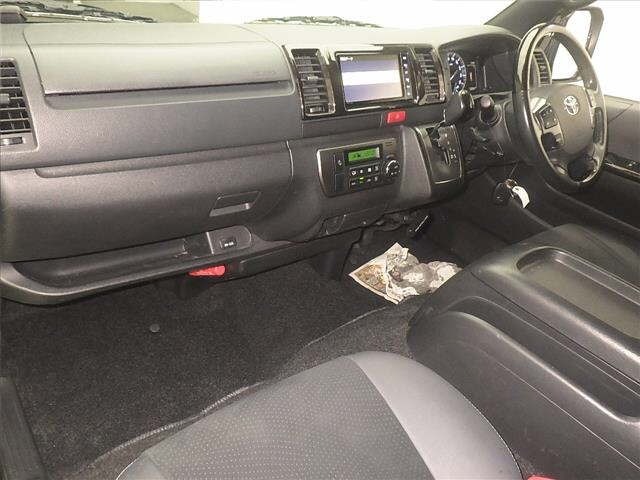 Toyota HIACE VAN 2020 7692972-4