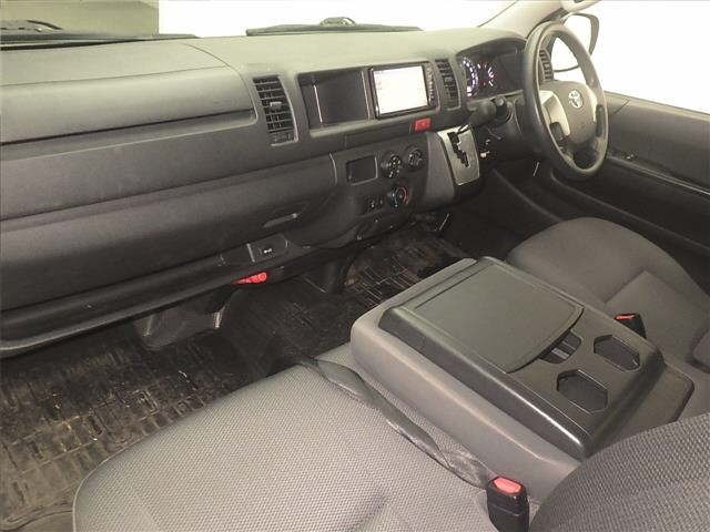 Toyota HIACE VAN 2018 7692975-4
