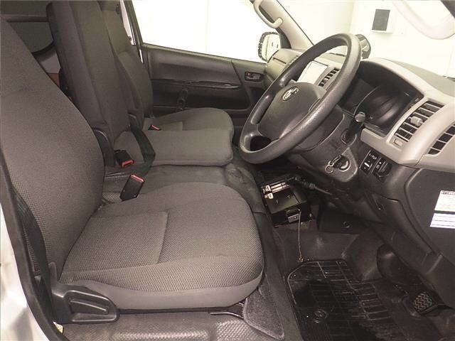 Toyota HIACE VAN 2013 7692978-5