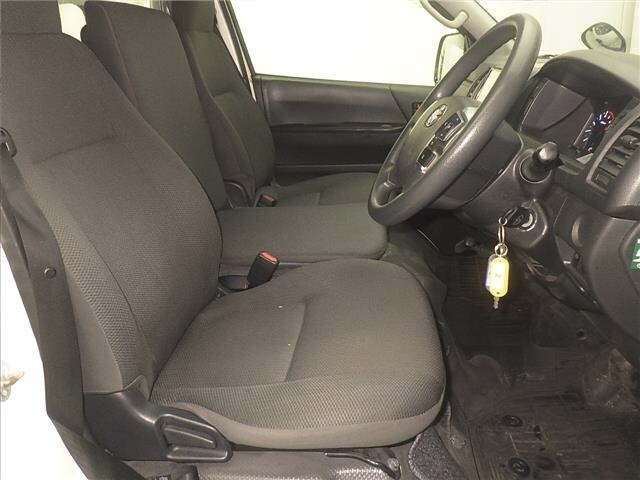 Toyota HIACE VAN 2022 7692985-5
