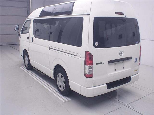 Toyota HIACE VAN 2014 7692986-1