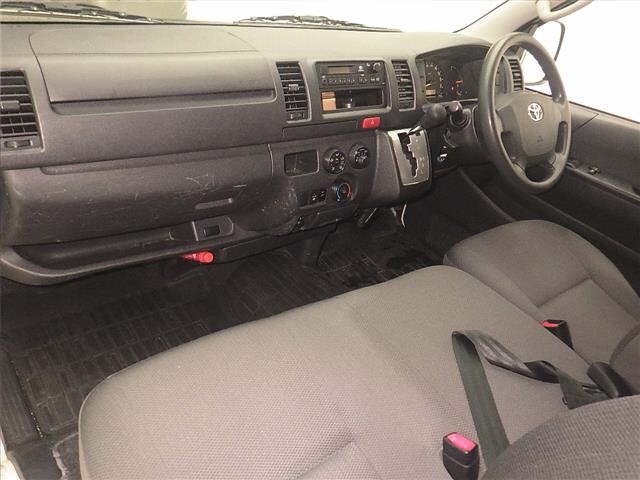 Toyota HIACE VAN 2014 7692986-4