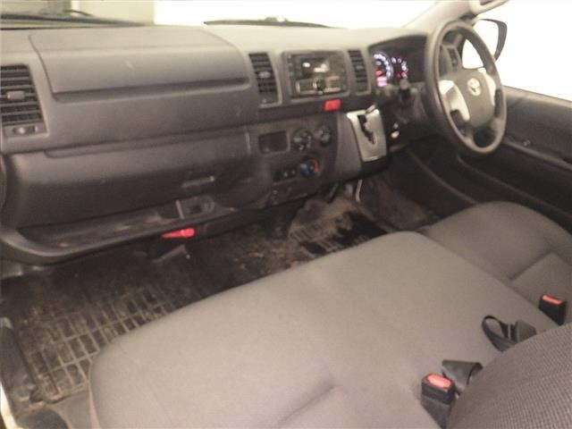 Toyota HIACE VAN 2020 7692989-4