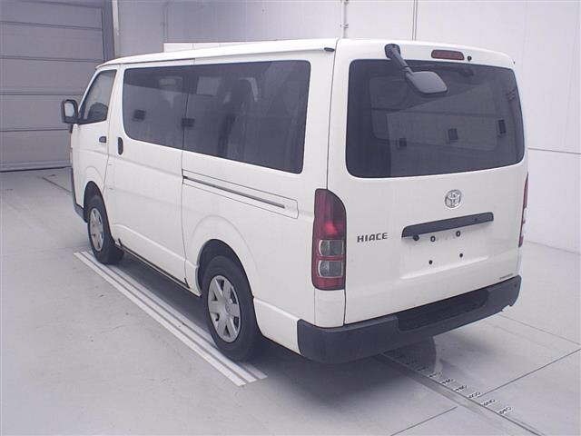 Toyota HIACE VAN 2022 7692990-1