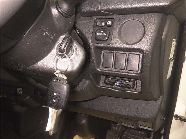 Toyota HIACE VAN 2022 7692990-8
