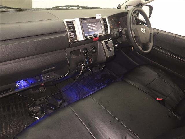 Toyota HIACE VAN 2017 7692997-4